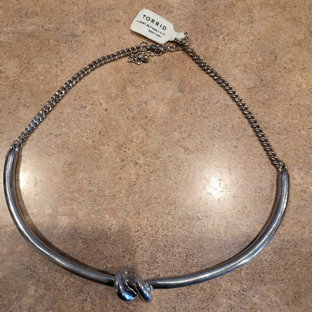 Torrid knot necklace